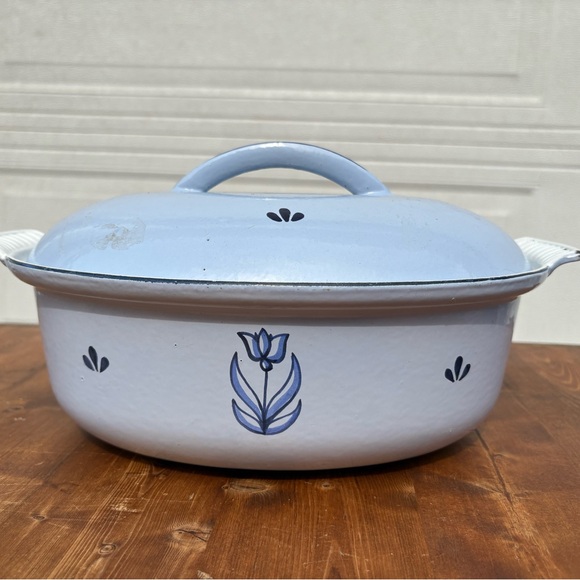Vintage DRU Holland Enamel Cast Iron Pot